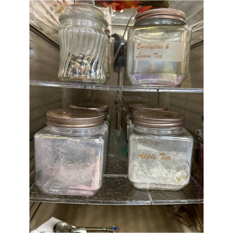 Click to view full screen Turkish Pomegranate Tea Powder with Dried Pomegranates photo review