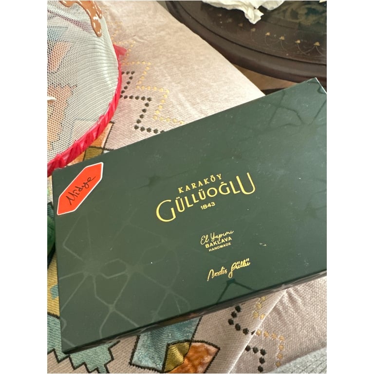 Click to view full screen Midye Baklava with Pistachio photo review