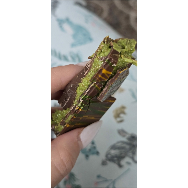 انقر لعرض ملء الشاشة مراجعة صور شوكولاتة دبي المصنوعة يدويًا مع كريمة الفستق وحشو الكنافة - ميركان، 200 جرام (7.05 أونصة)