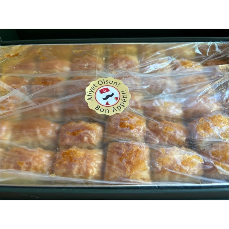 Click to view full screen Pistachio Baklava in Special Box, 1 kg ( 2.20 lbs ) photo review